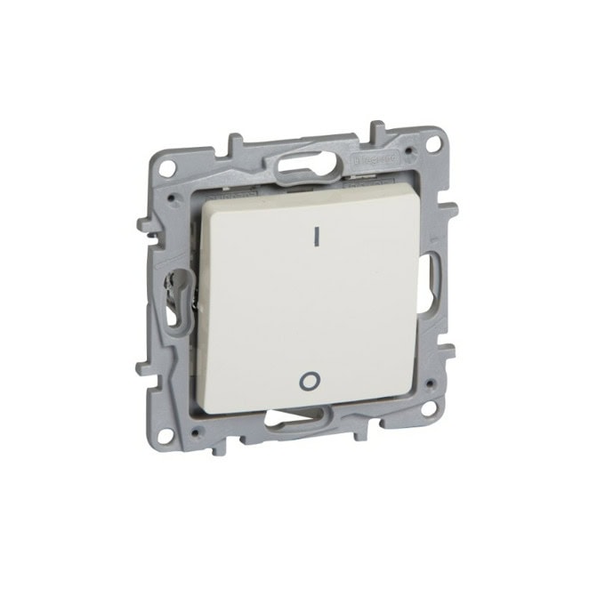 Двуполюсен ключ Legrand Niloe