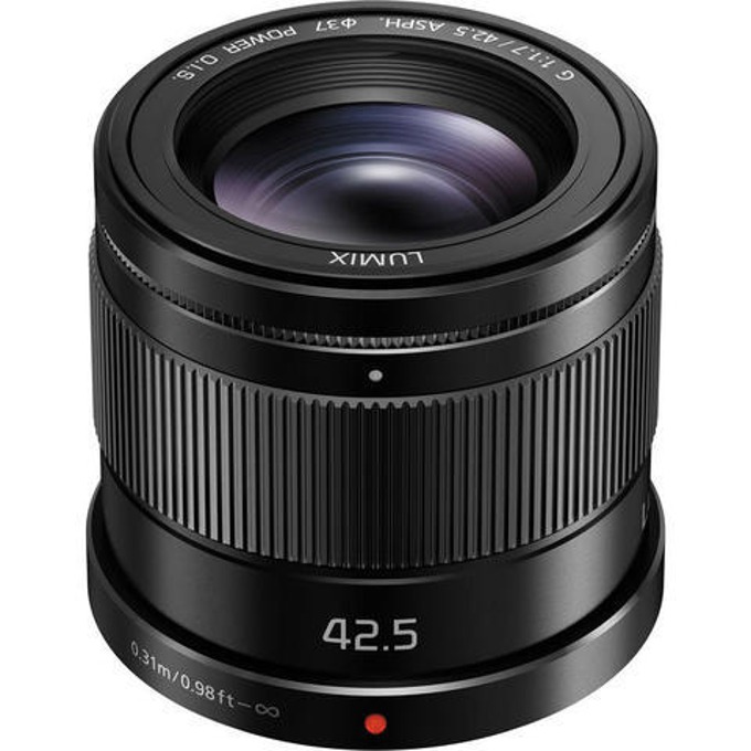 Обектив Panasonic Lumix 42.5mm f/1.7 OIS за Micro 4/3